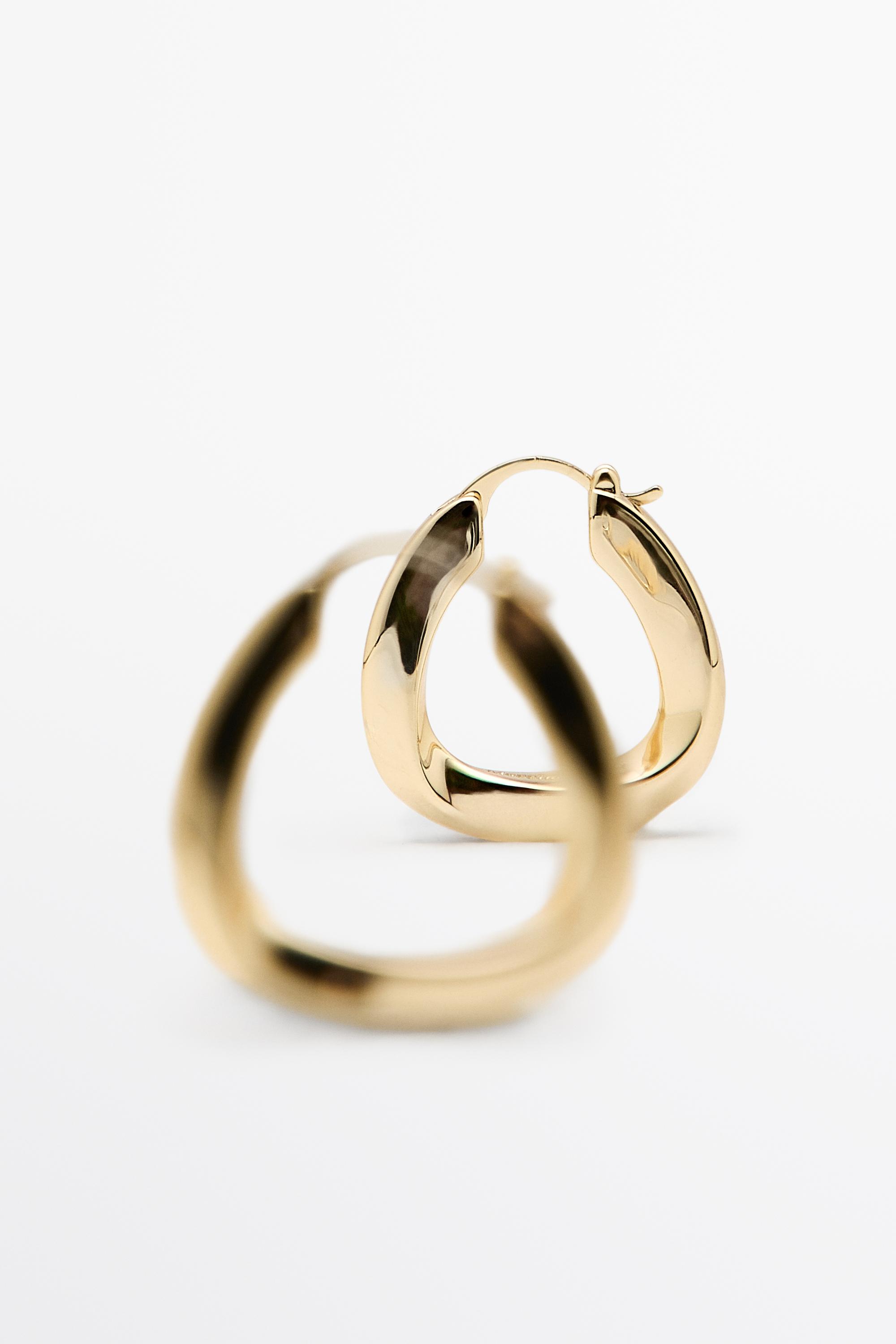 Boucles d'oreilles anneaux triangulaires